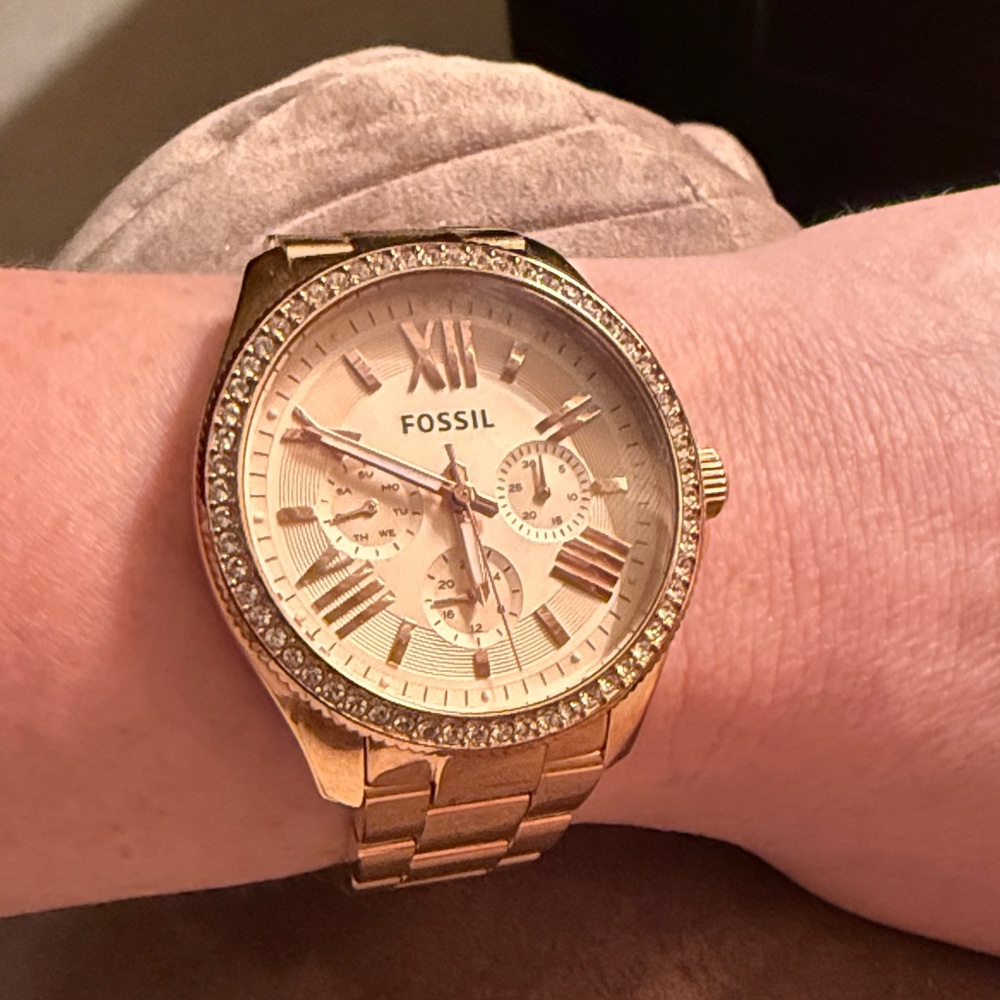 Fossil Rose Gold Chronograph Watch with Crystal Bezel
